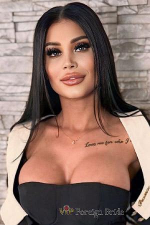 219632 - Georgiana Age: 23 - Romania