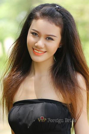 227012 - Thi Diem Thuong Age: 34 - Vietnam