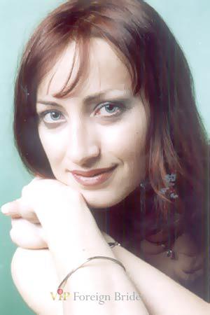 52813 - Lyuba Age: 29 - Russia