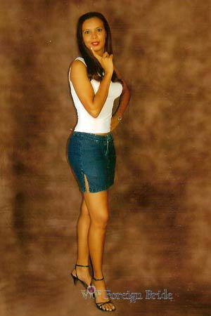 89076 - Saida Age: 39 - Colombia